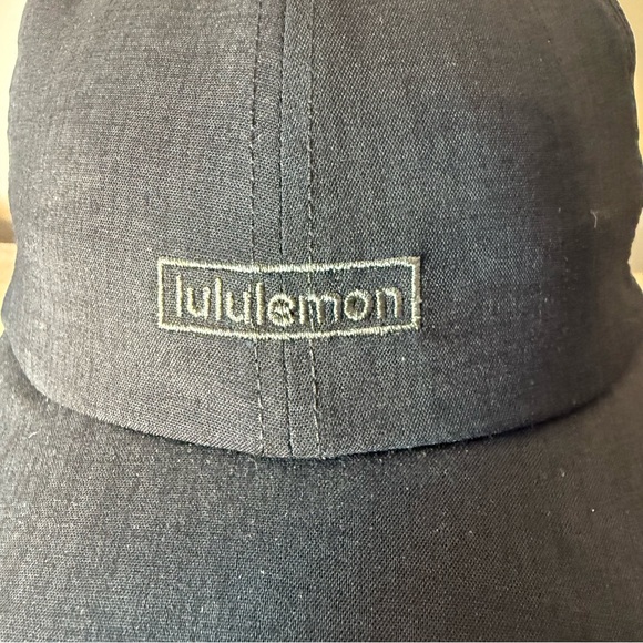 LULULEMON Black Soft Ball Hat Running Cap Strap Lightweight Athletic Baller - Picture 4 of 11